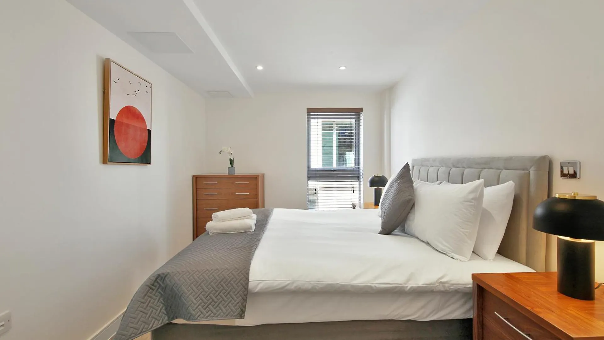 2 Bed Executive Apartment Next To Liverpool Street Free Wifi By City Stay Aparts Λονδίνο