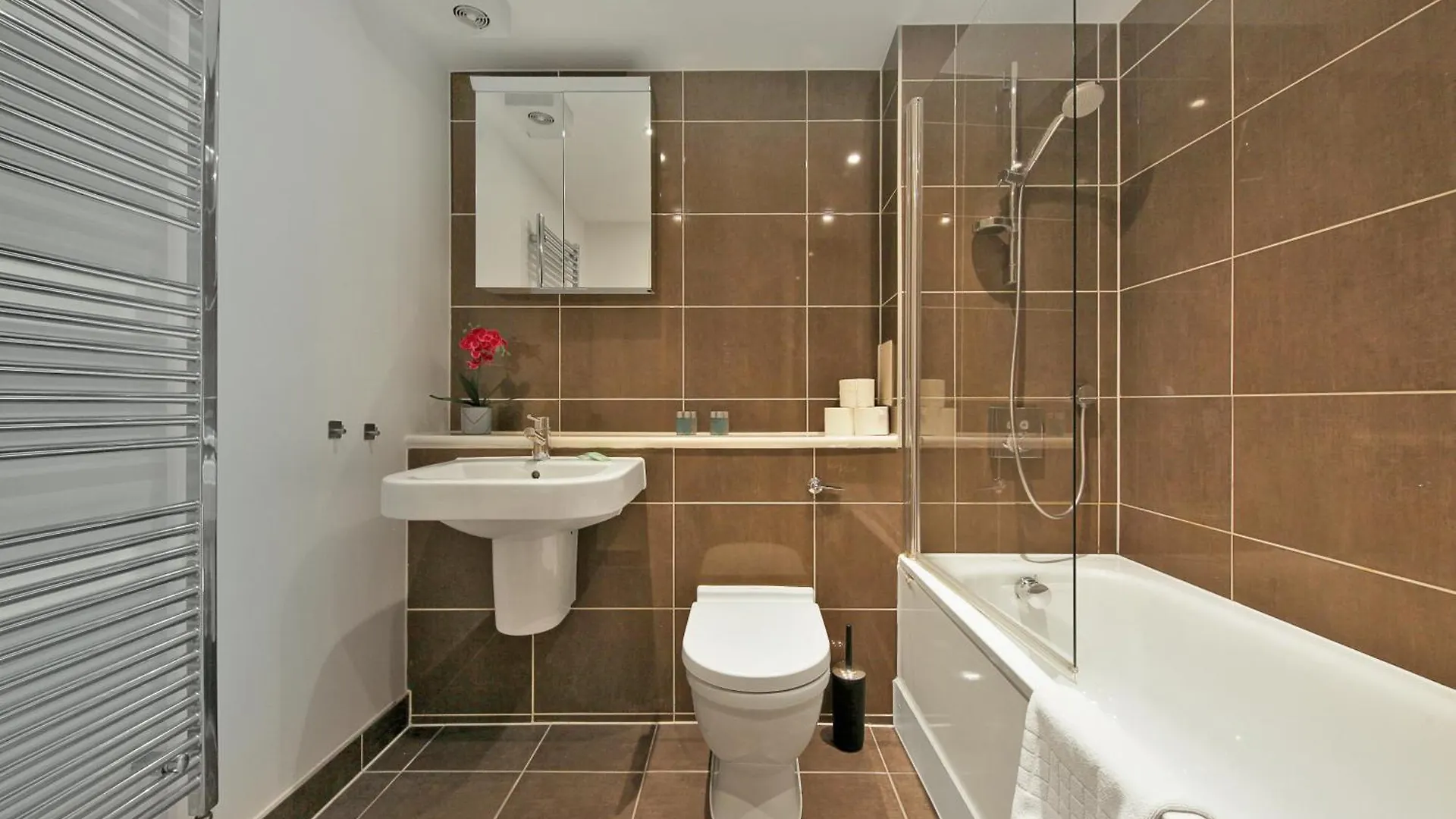 2 Bed Executive Apartment Next To Liverpool Street Free Wifi By City Stay Aparts Londres