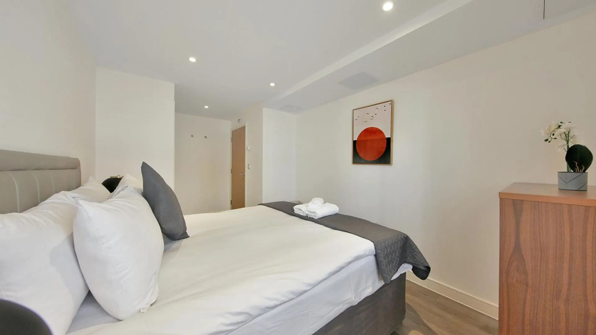 2 Bed Executive Apartment Next To Liverpool Street Free Wifi By City Stay Aparts Londres 0*,