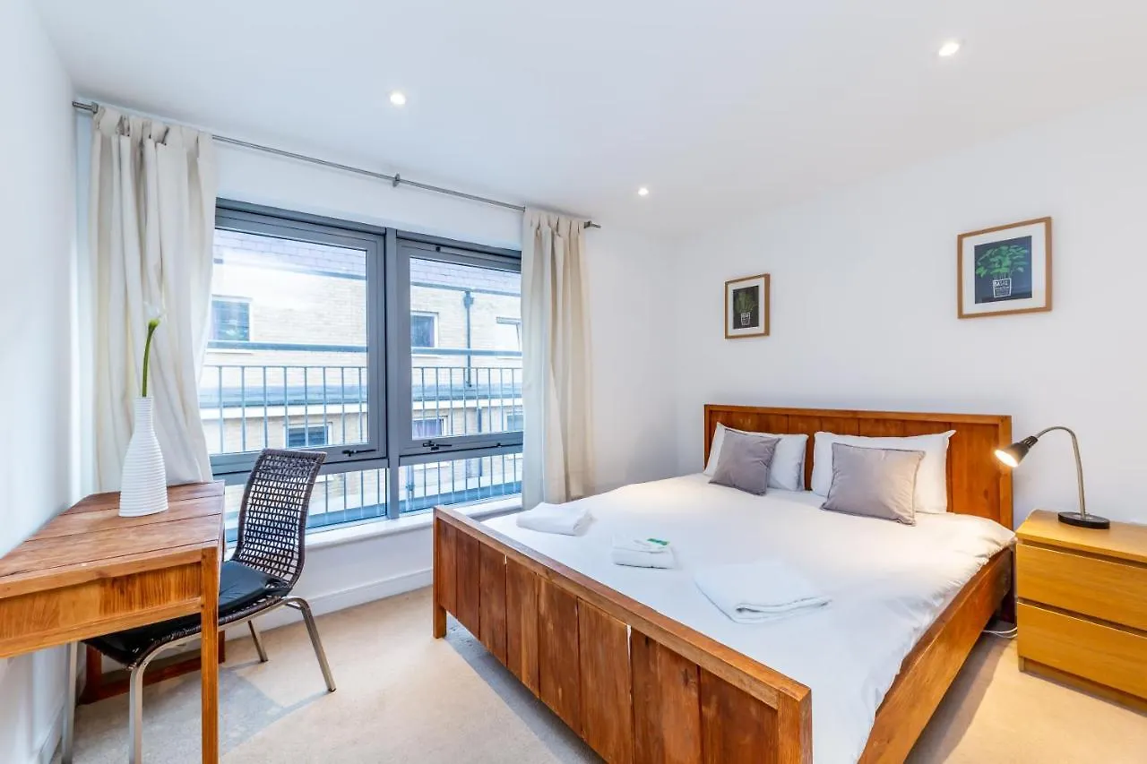 2 Bed Executive Apartment Next To Liverpool Street Free Wifi By City Stay Aparts Londres
